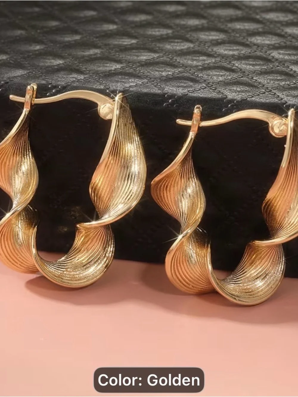 Vintage Hollow Golden Sculpted Wave Hoop Earrings - Women Jewelry